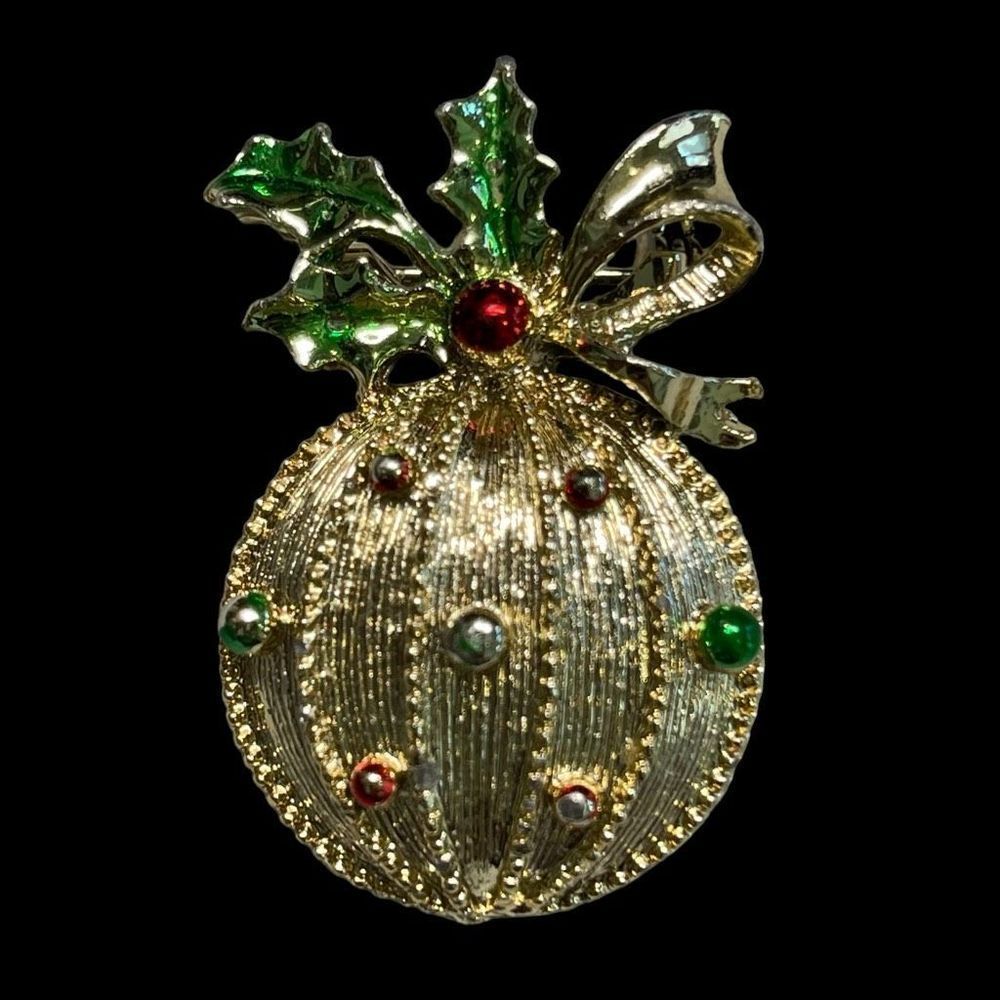 Gerry’s Christmas Ornament Gold Tone Pin Brooch